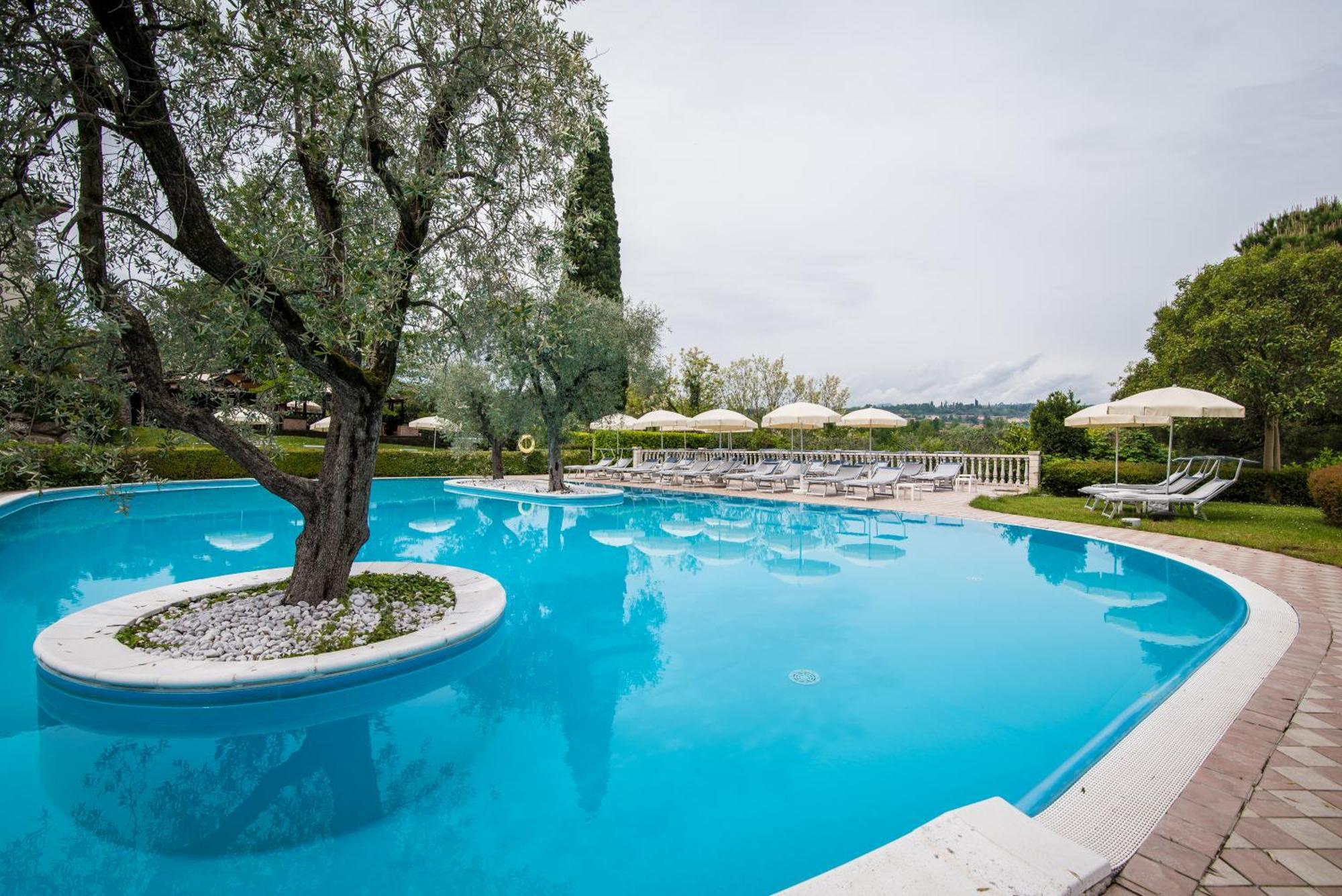 Hotel Porta Del Sole Soiano Del Lago Buitenkant foto